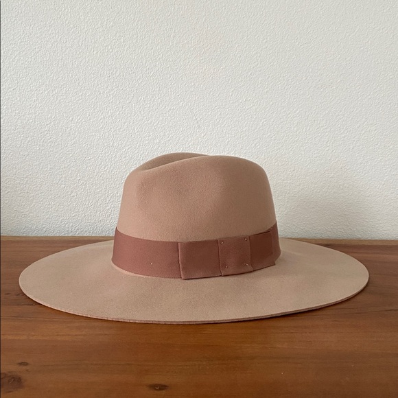 Brixton Accessories - Brixton Joanna neutral felt wool hat wide floppy brim fedora grosgrain ribbon M